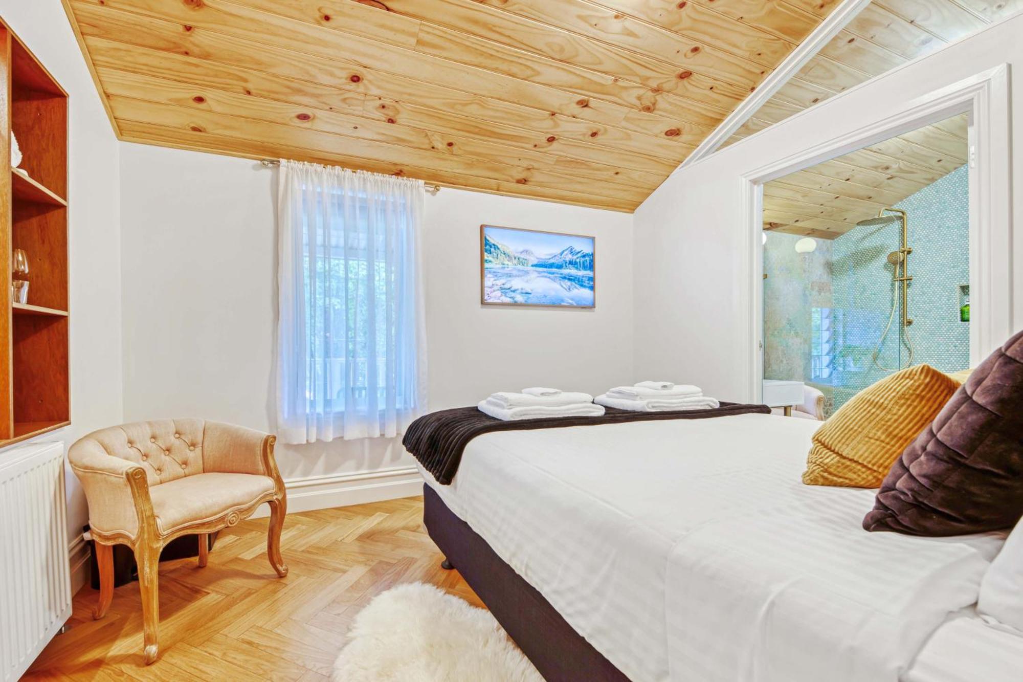 Bright Velo Hotel Room photo